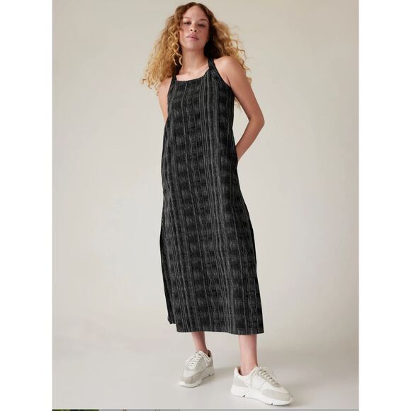 Athleta Arrival Dress in Amara Stripe Black - Picture 1 of 6
